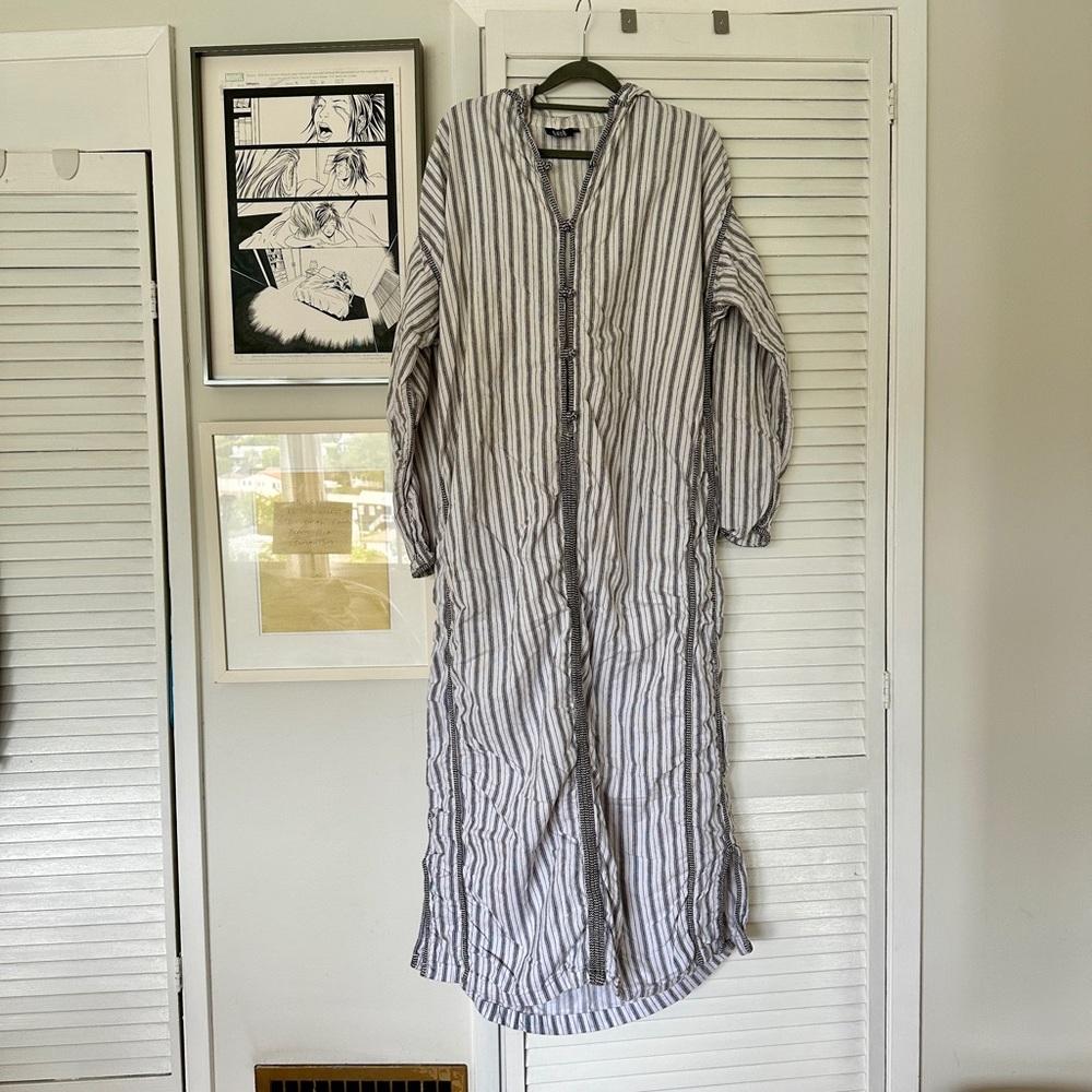 Ace Hotel Pullover Robe - Moroccan Style with Hood